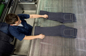 custom denim jeans manufacturing